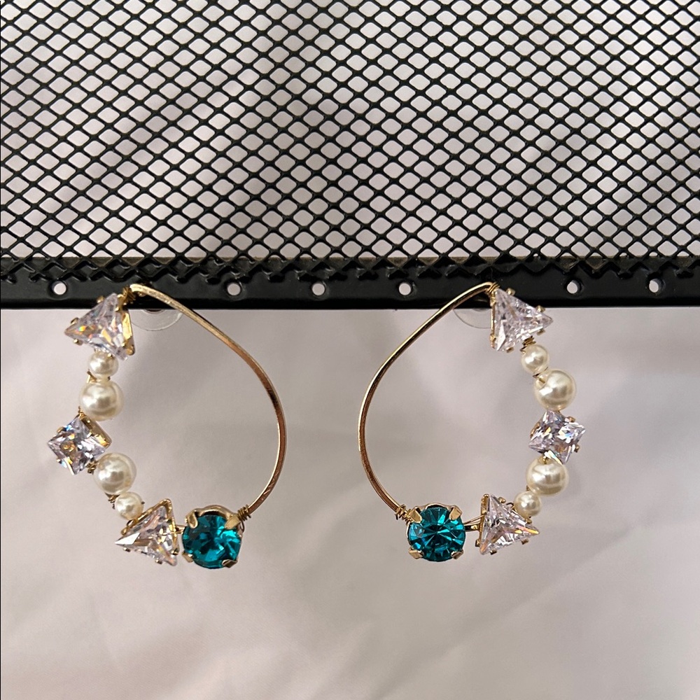 Pretty Natasha Earrings